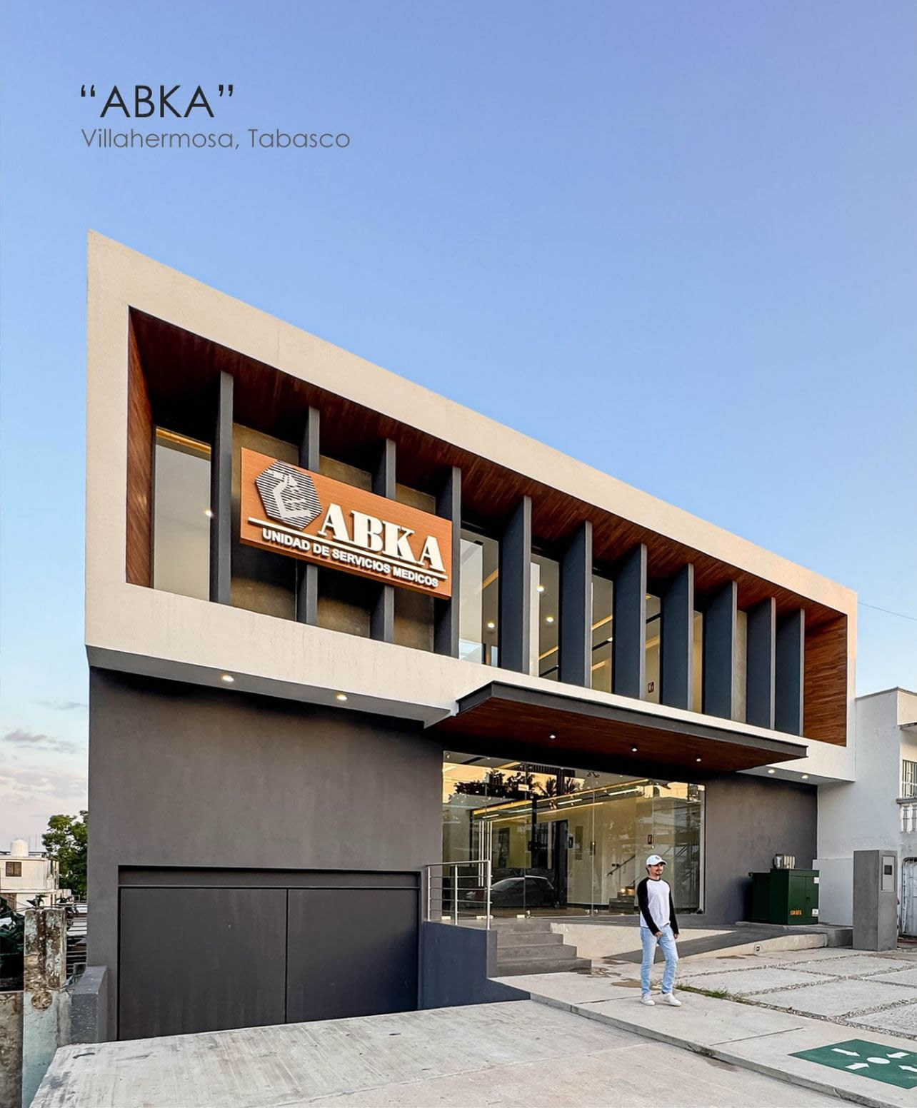 Fachada de las oficinas de ABKA Unidad de servicios médicos en Villahermosa, Tabasco